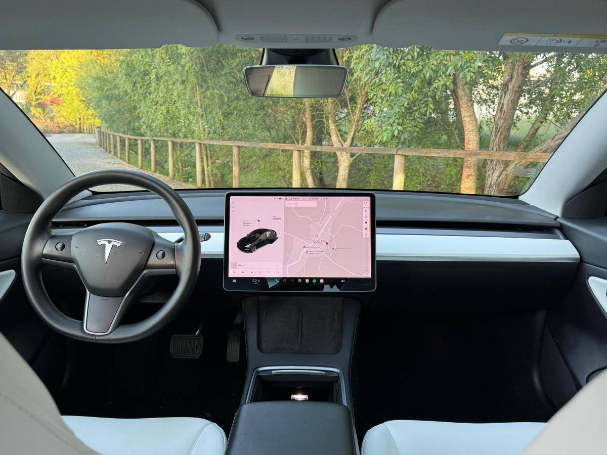 tesla-model-3-2021-eletrico-500cc