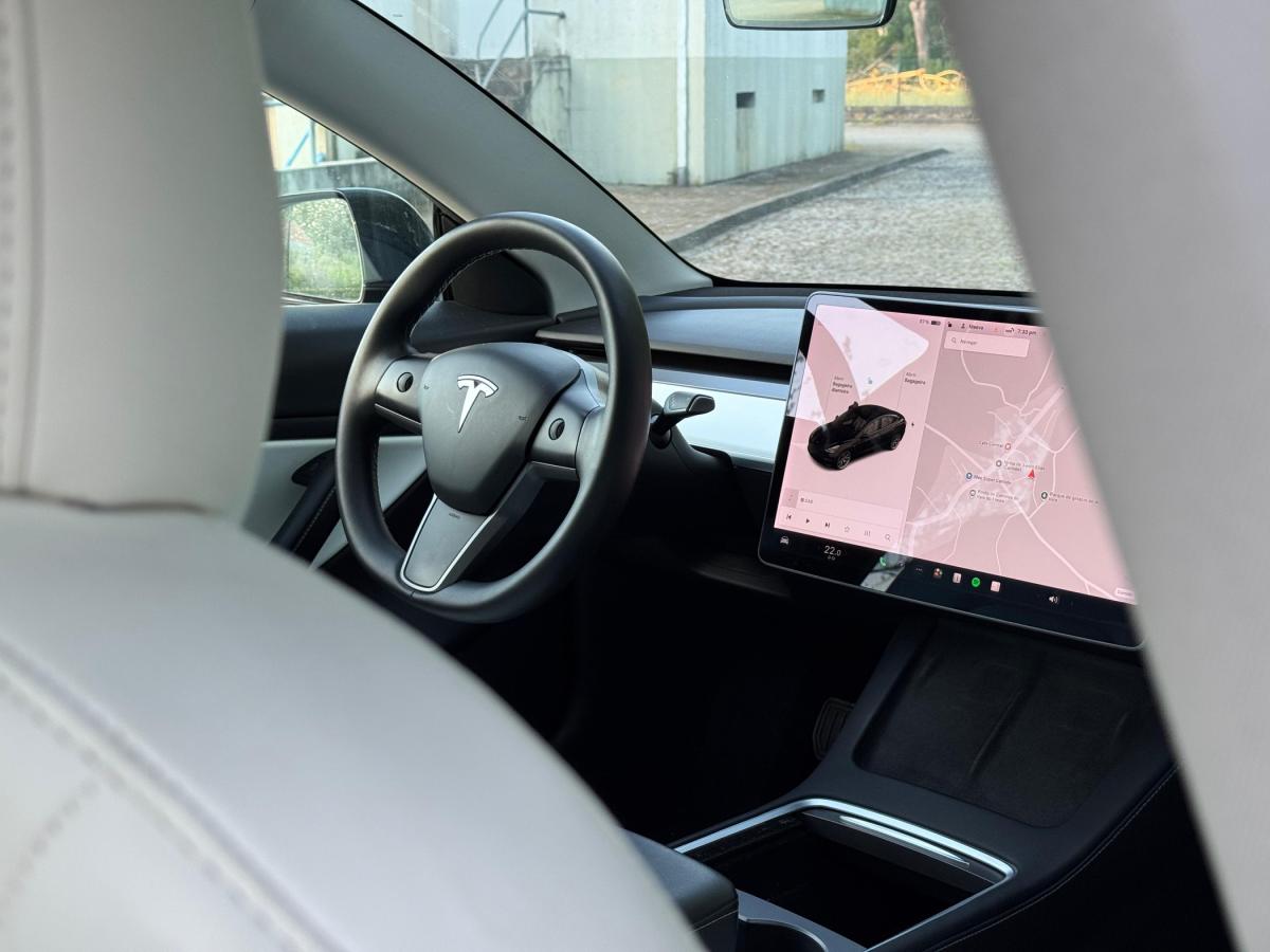 tesla-model-3-2021-eletrico-500cc