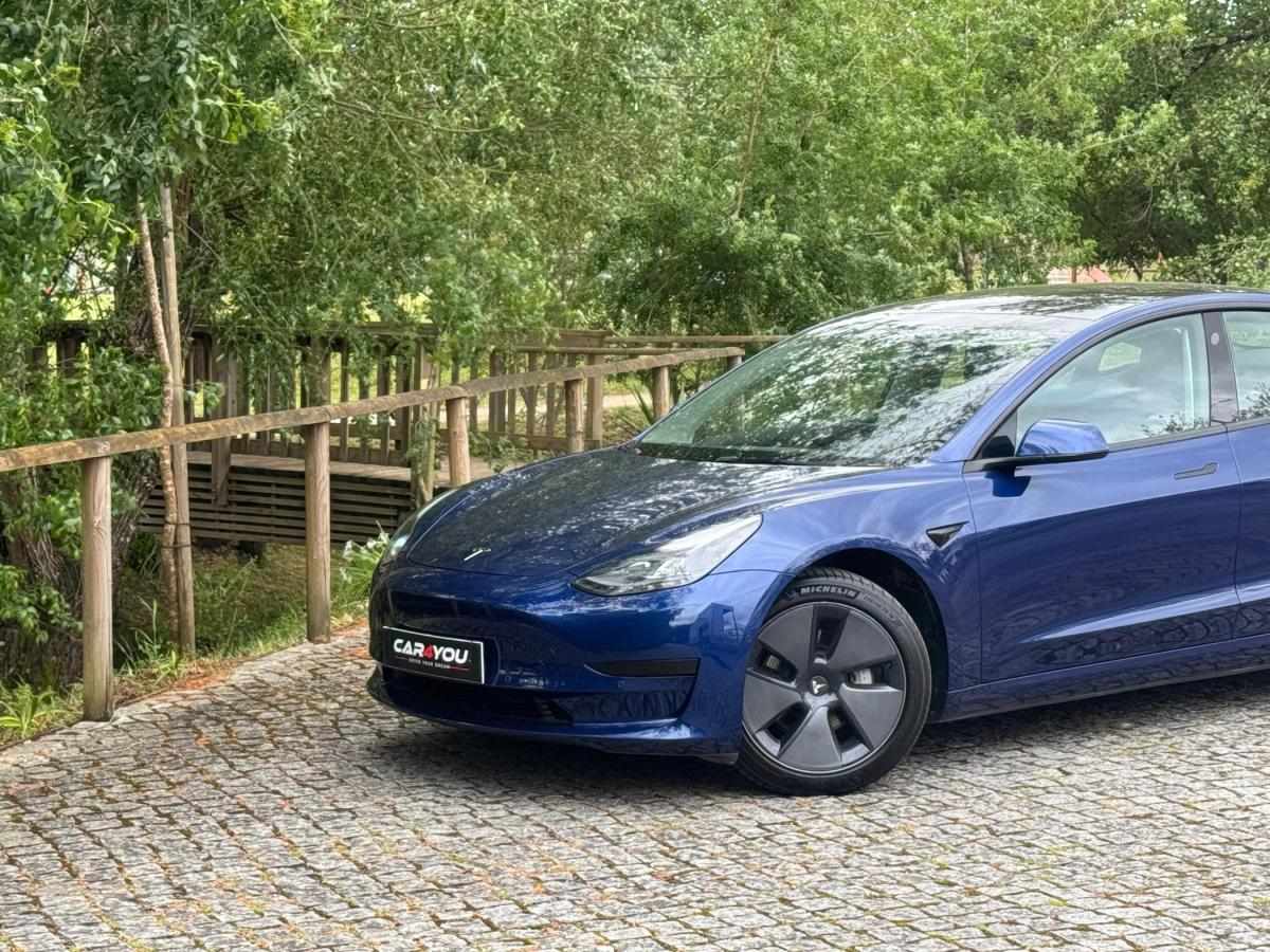 tesla-model-3-2021-eletrico-500cc
