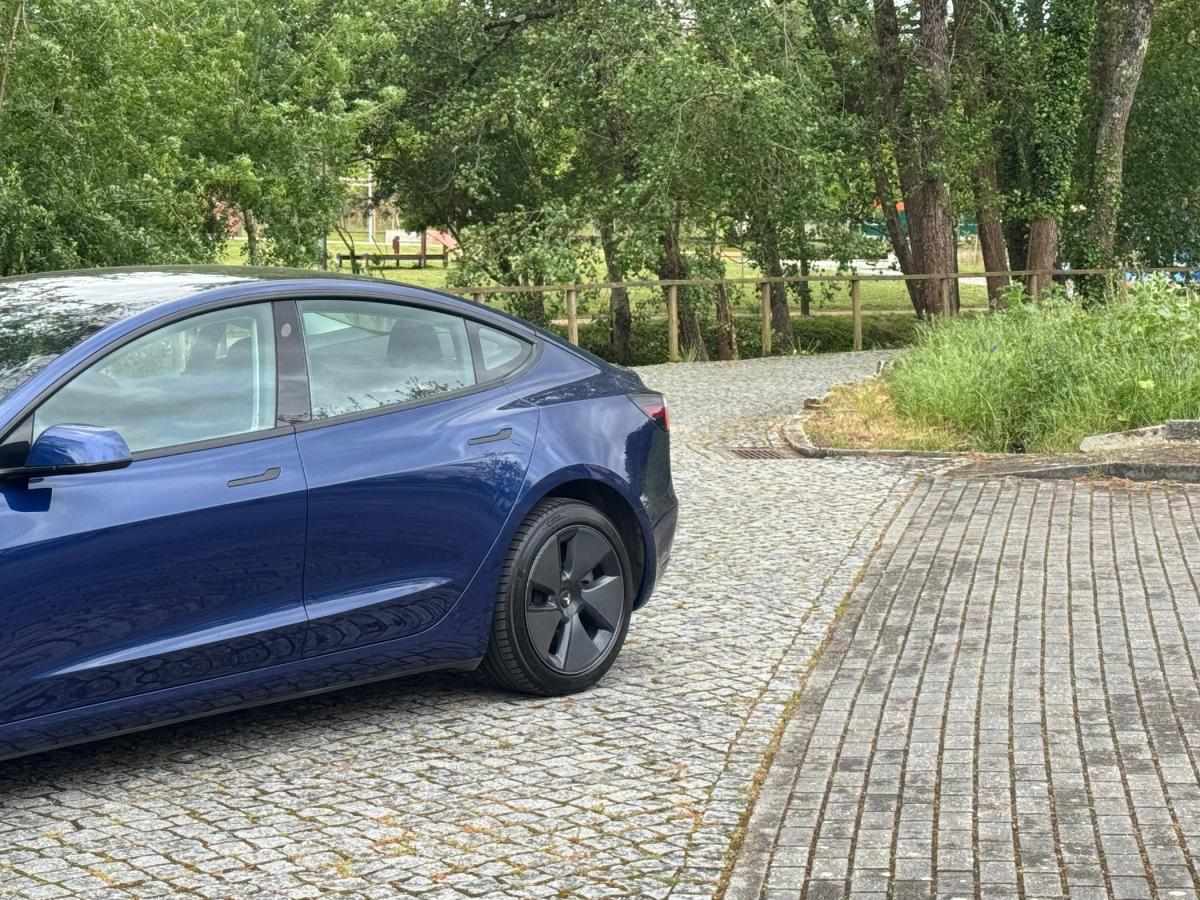 tesla-model-3-2021-eletrico-500cc
