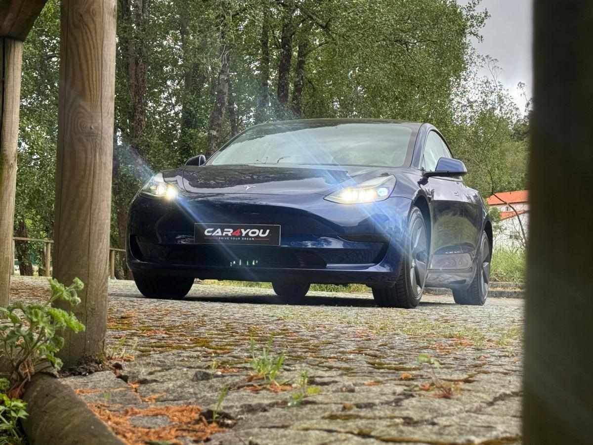 tesla-model-3-2021-eletrico-500cc