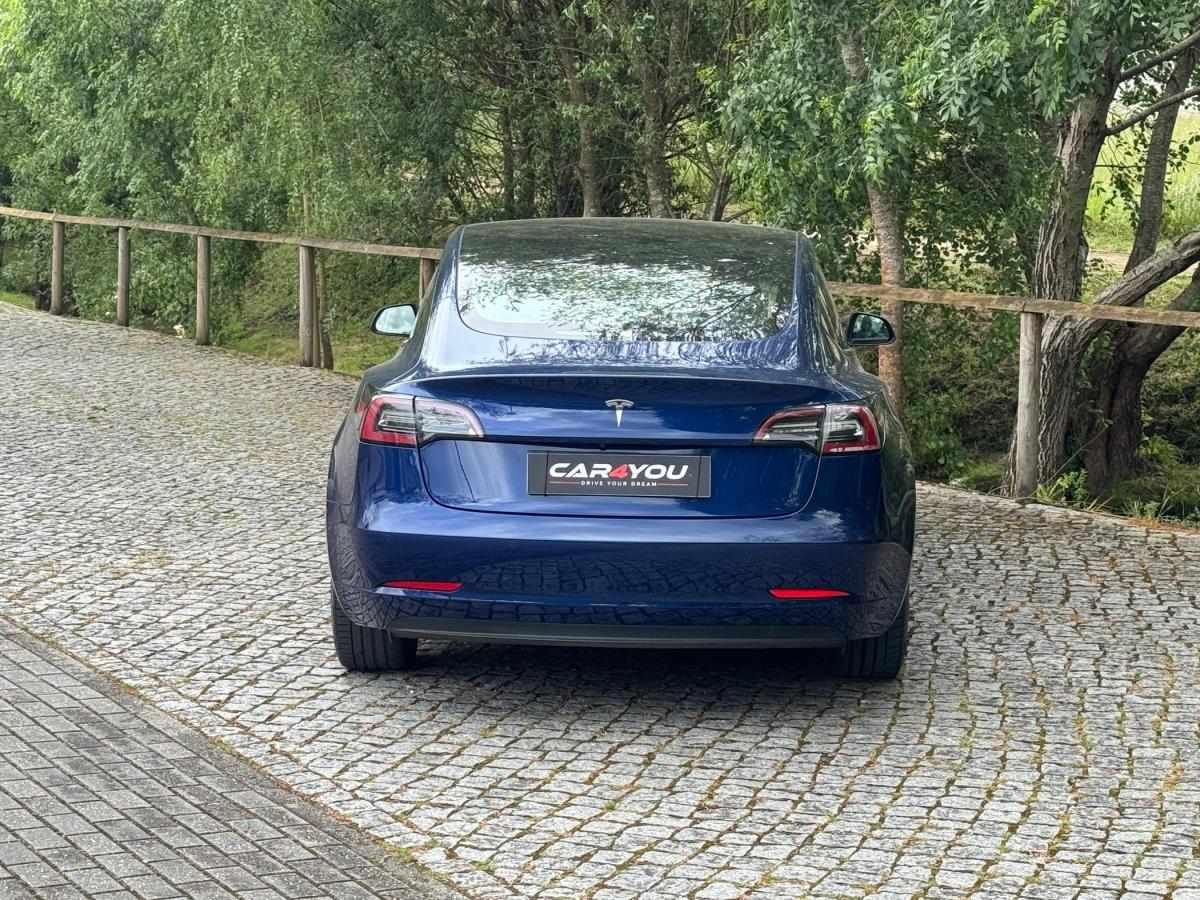tesla-model-3-2021-eletrico-500cc