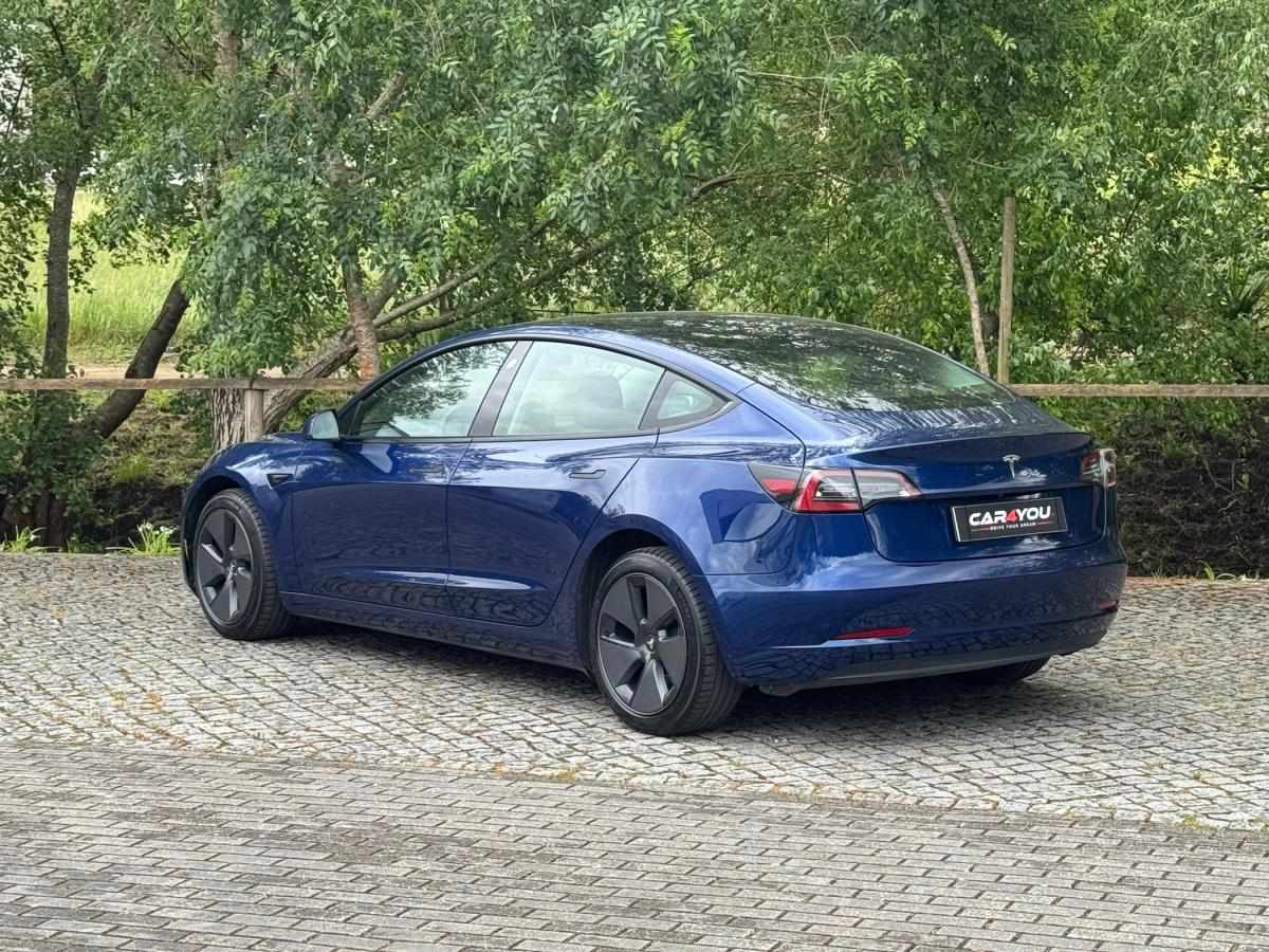 tesla-model-3-2021-eletrico-500cc