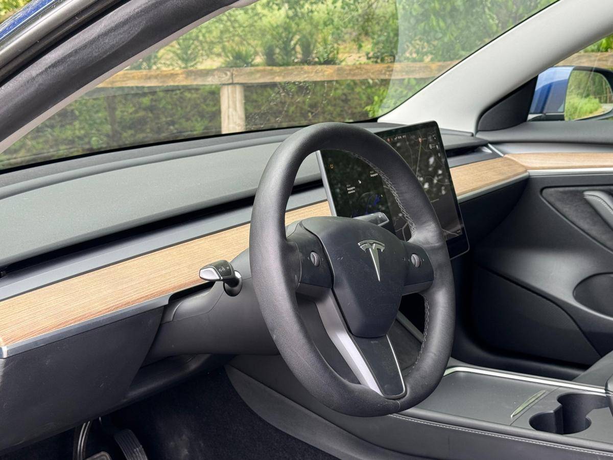 tesla-model-3-2021-eletrico-500cc