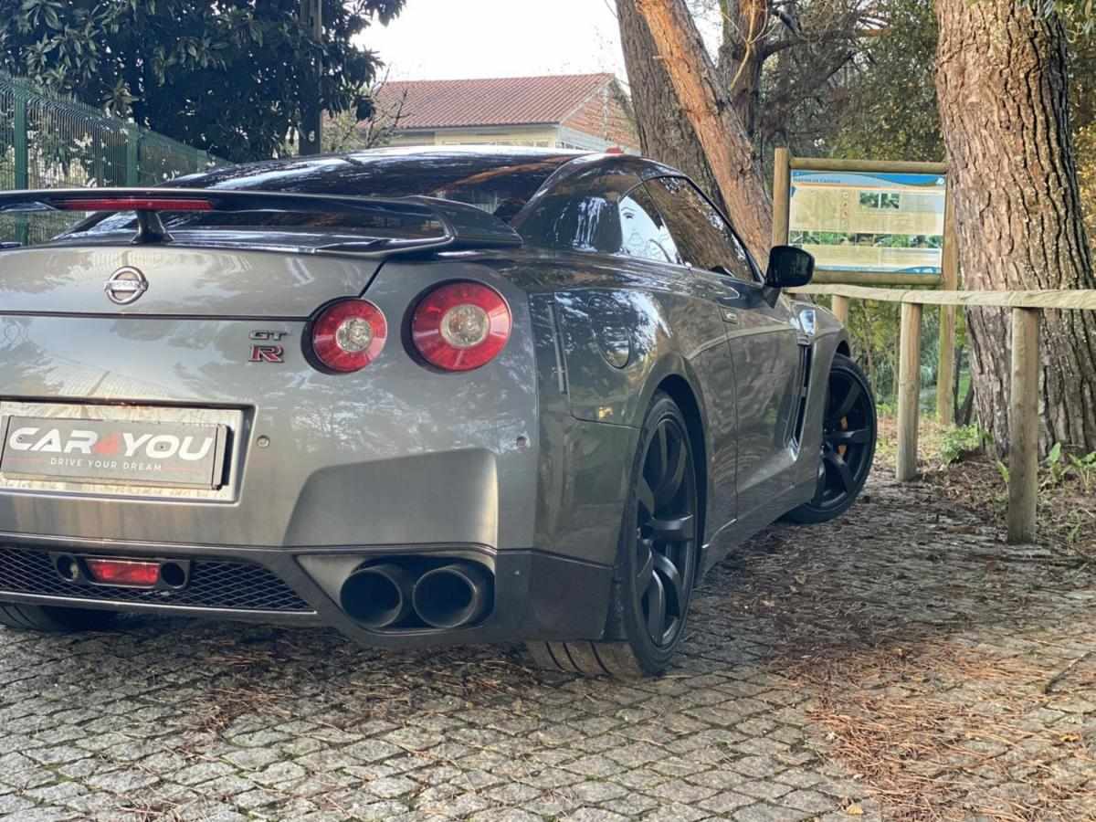 nissan-gt-r-2010-gasolina-3799cc