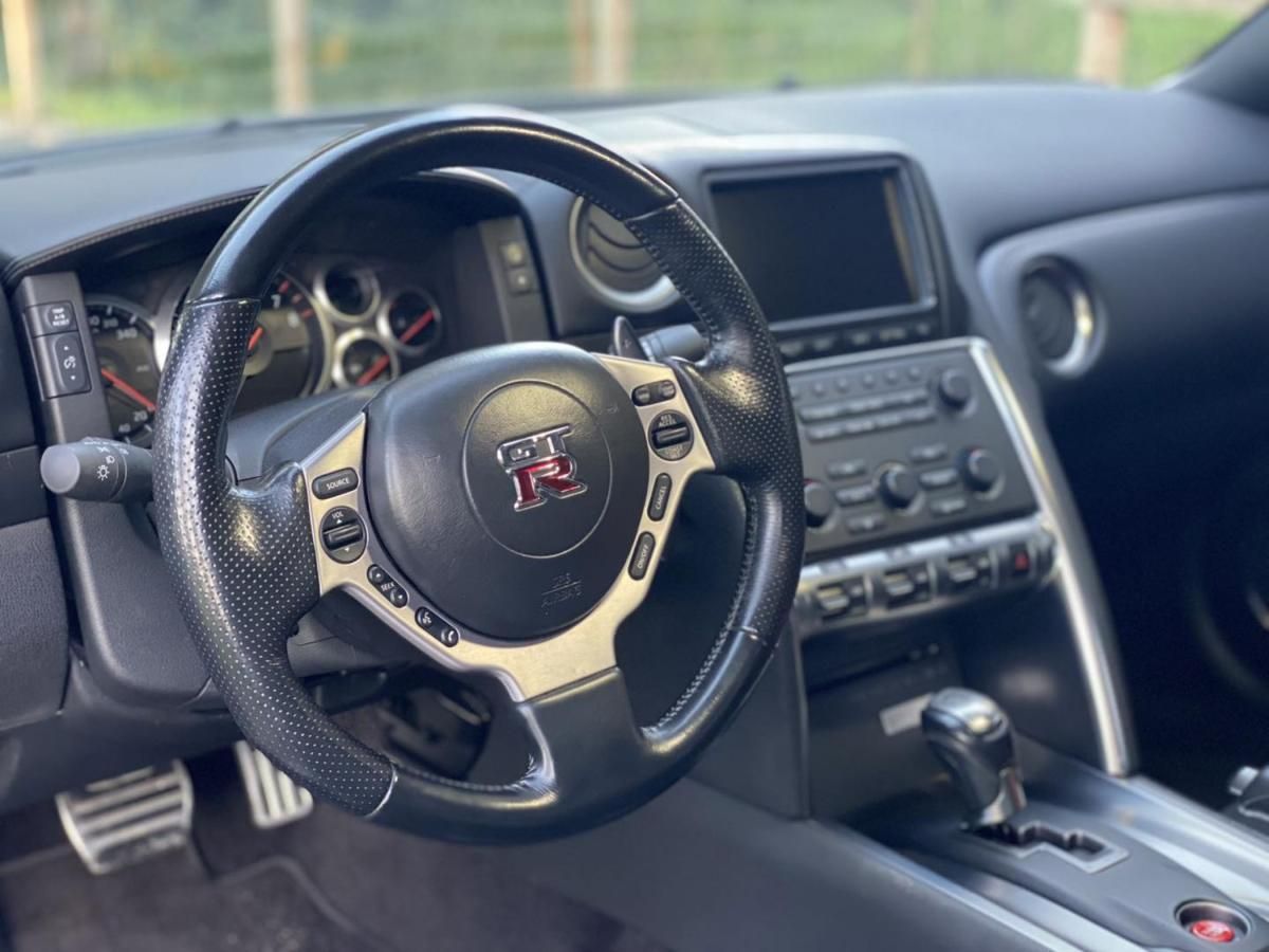 nissan-gt-r-2010-gasolina-3799cc