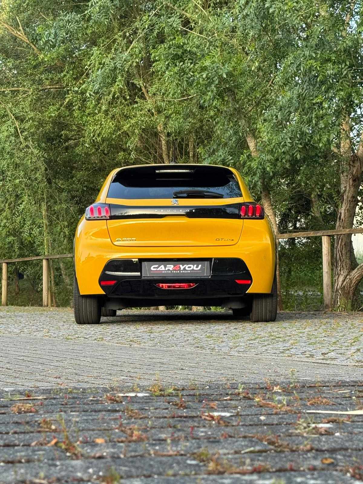 peugeot-208-2020-eletrico-500cc