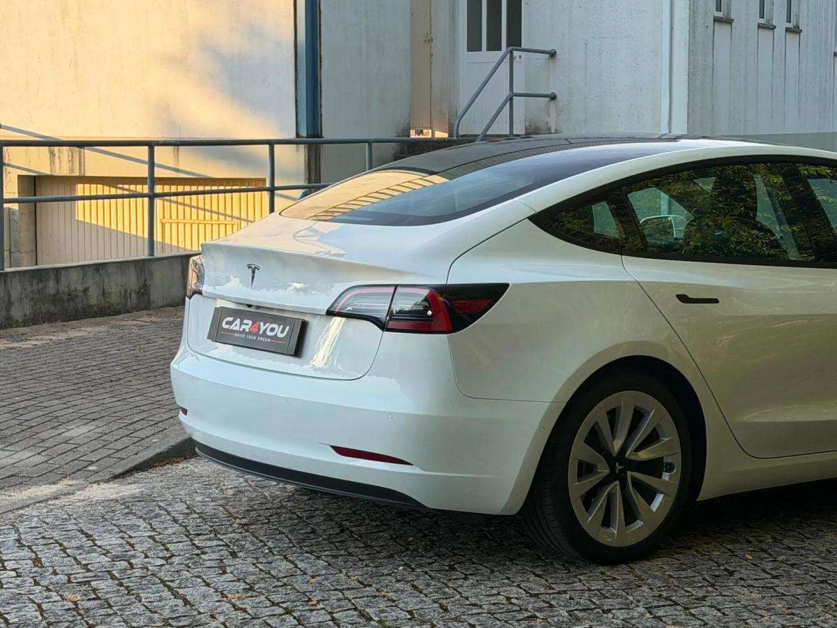 tesla-model-3-2022-eletrico-0cc