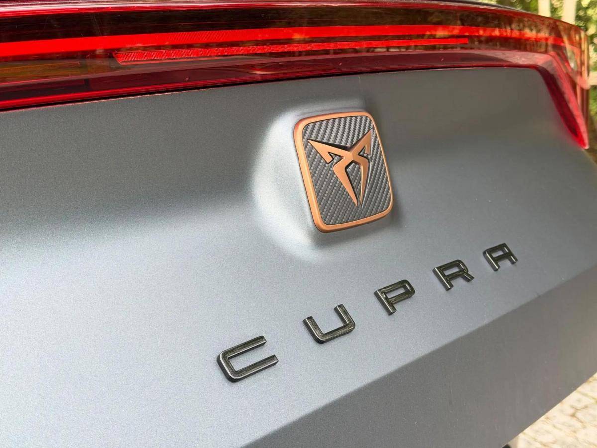 cupra-formentor-2023-hibrido-a-gasolina-1395cc