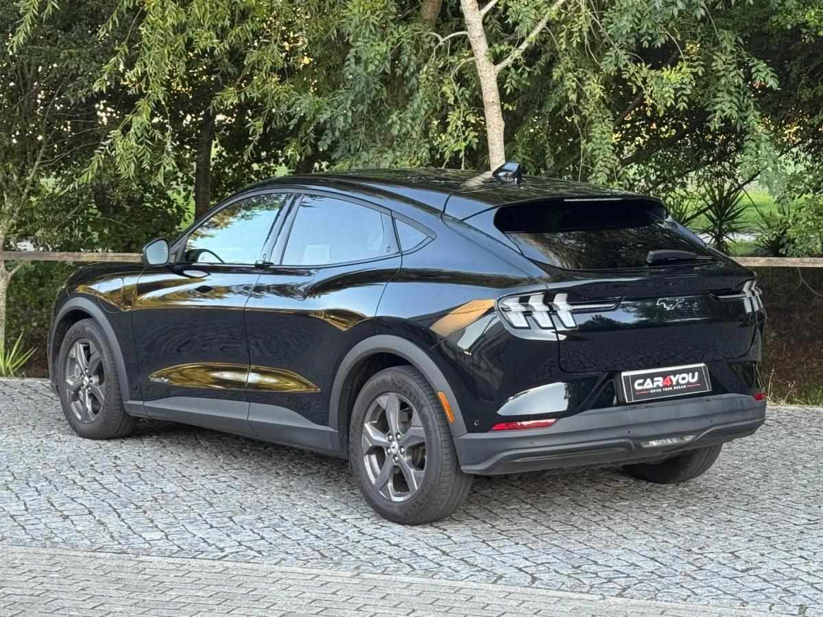 ford-mustang-mach-e-2022-eletrico-0cc