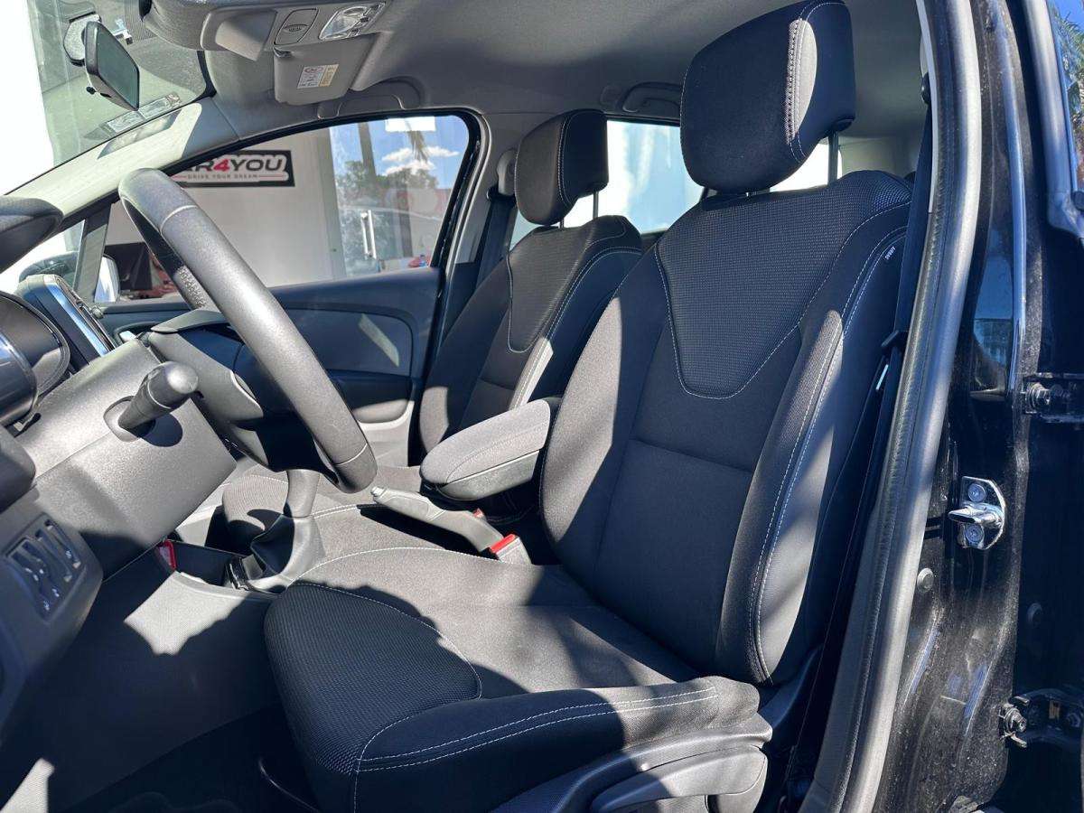 renault-clio-sport-tourer-2015-diesel-1461cc