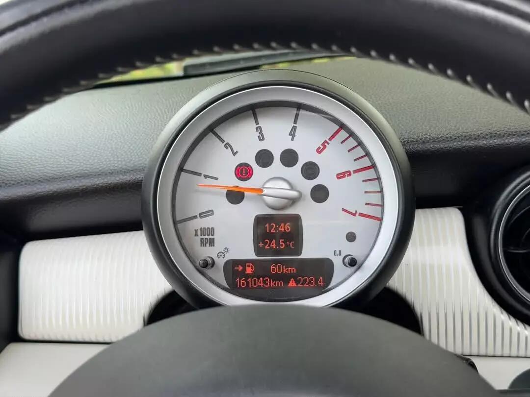 mini-cooper-d-2010-diesel-1560cc