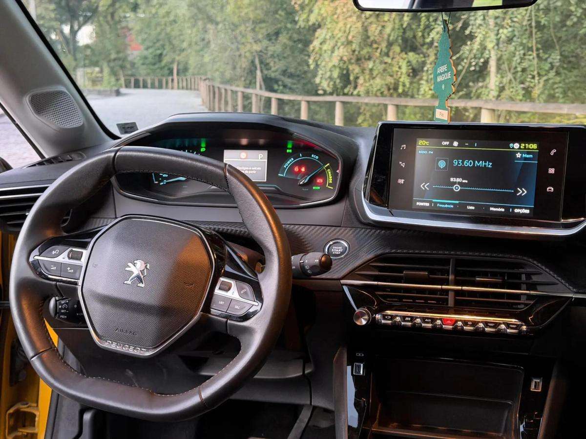 peugeot-e-208-2022-eletrico-0cc