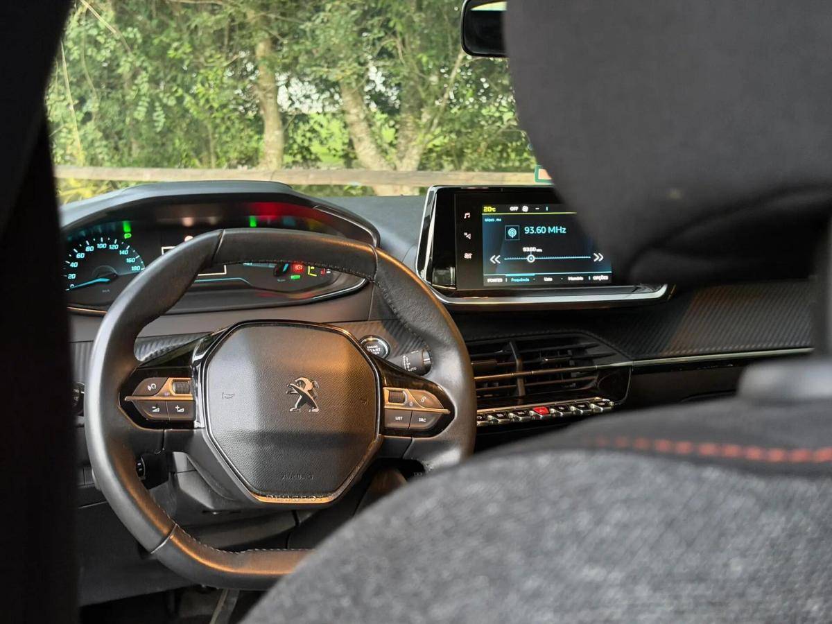peugeot-e-208-2022-eletrico-0cc