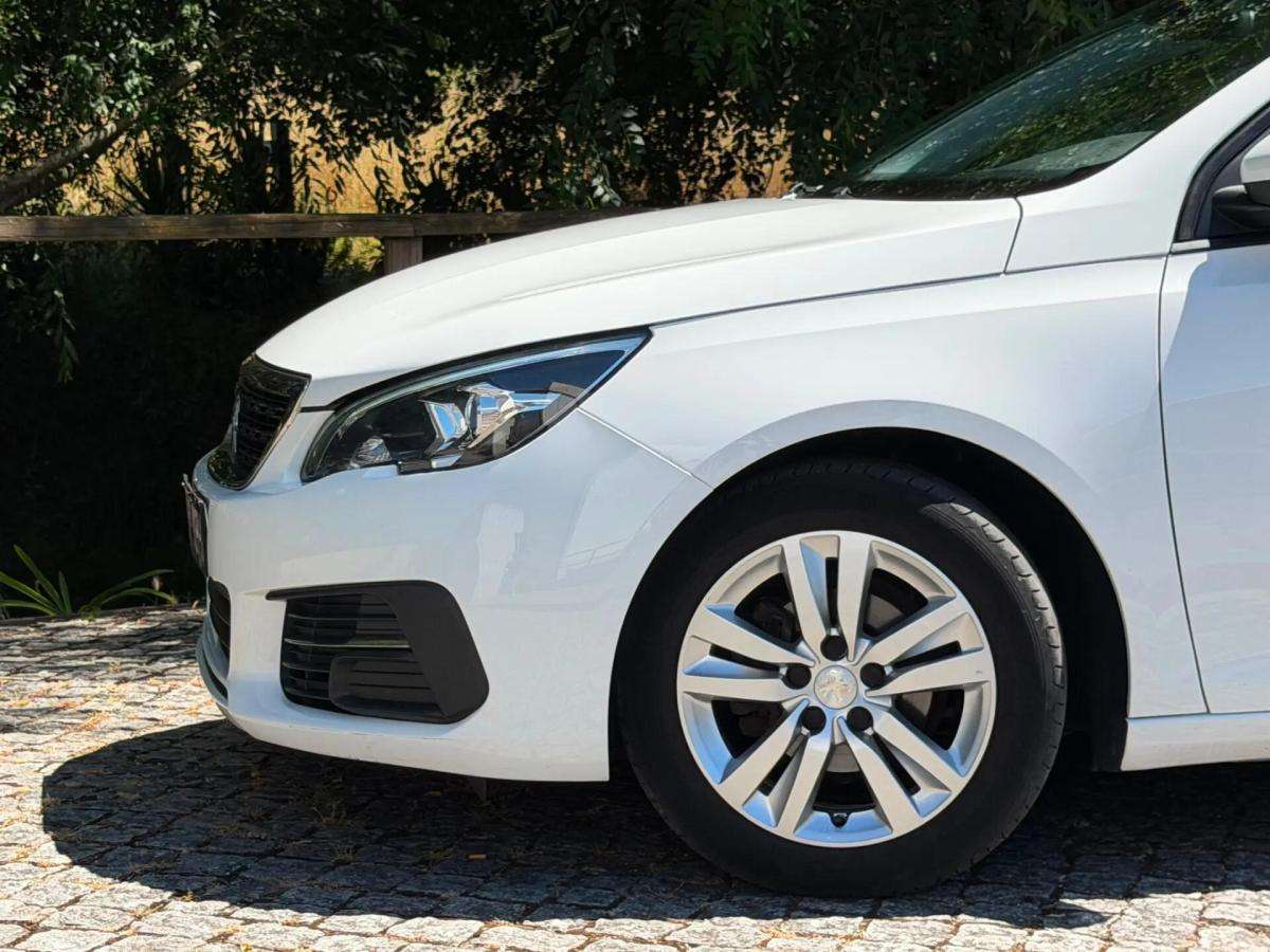 peugeot-308-2019-diesel-1499cc