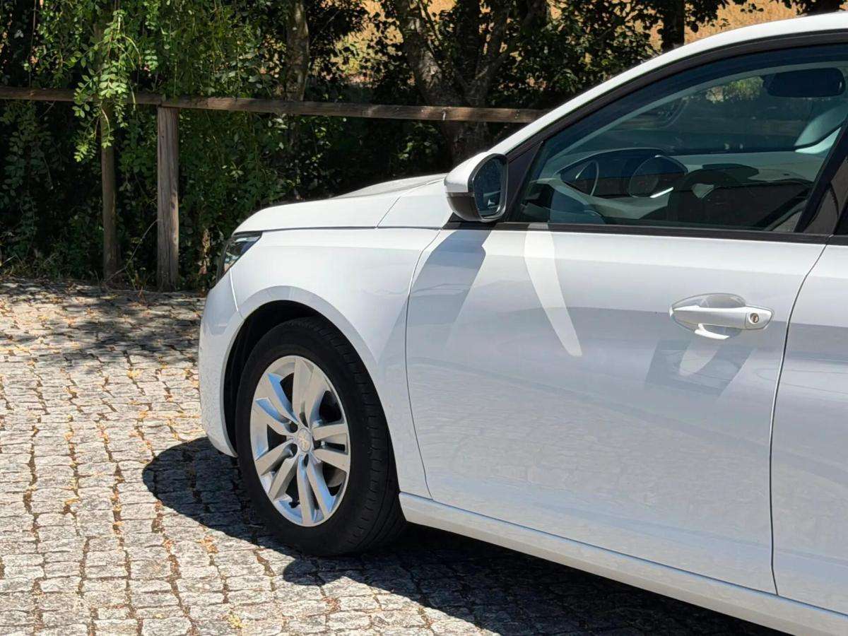 peugeot-308-2019-diesel-1499cc