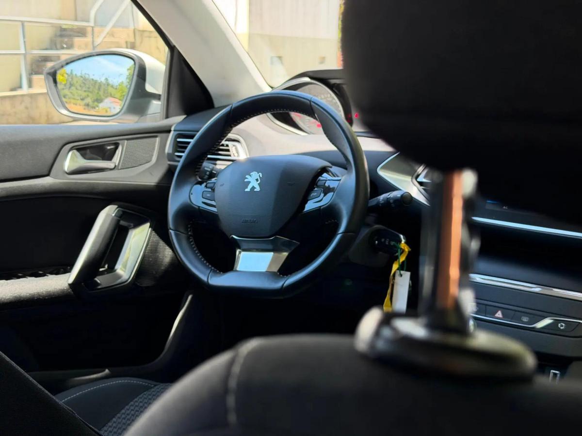 peugeot-308-2019-diesel-1499cc