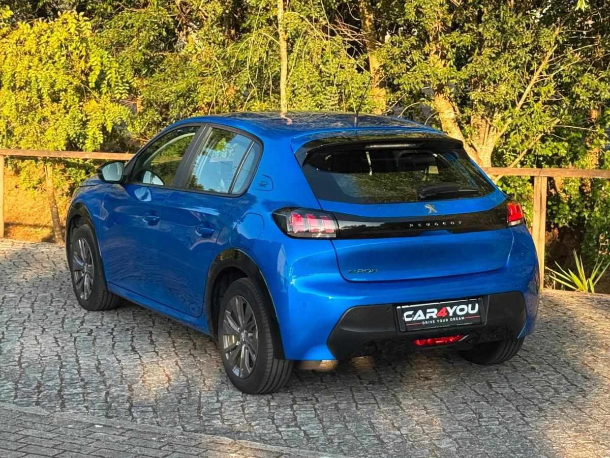 peugeot-e-208-2023-eletrico-0cc