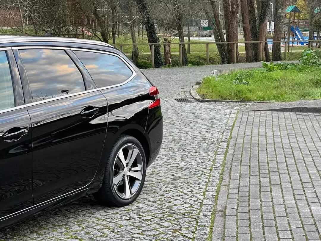 peugeot-308-sw-2016-gasolina-1199cc
