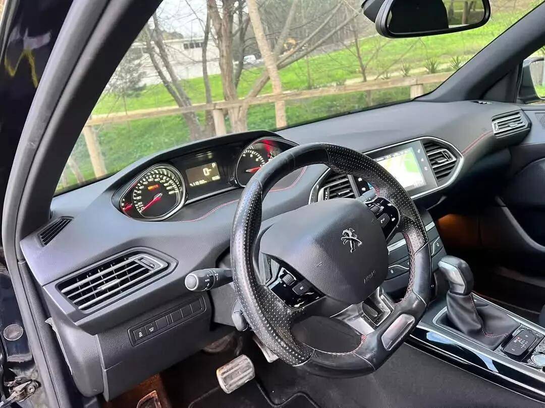 peugeot-308-sw-2016-gasolina-1199cc