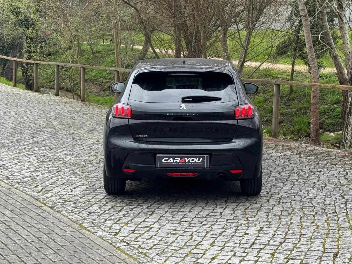 peugeot-208-2021-gasolina-1199cc