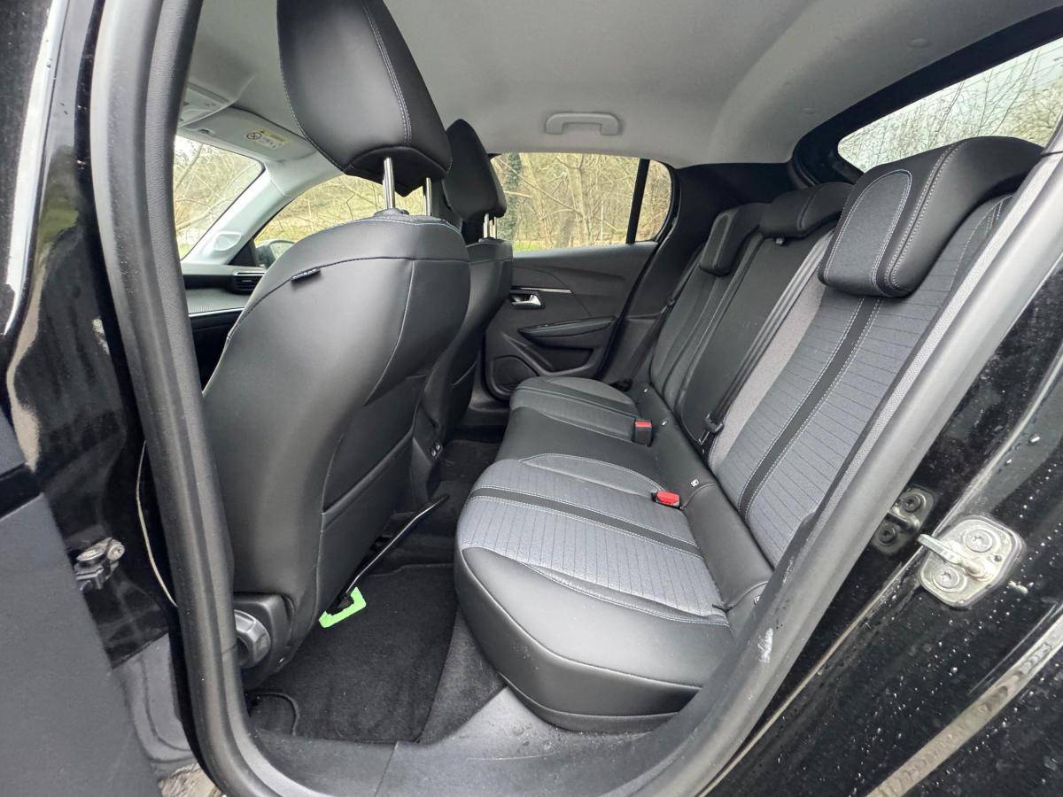 peugeot-208-2021-gasolina-1199cc