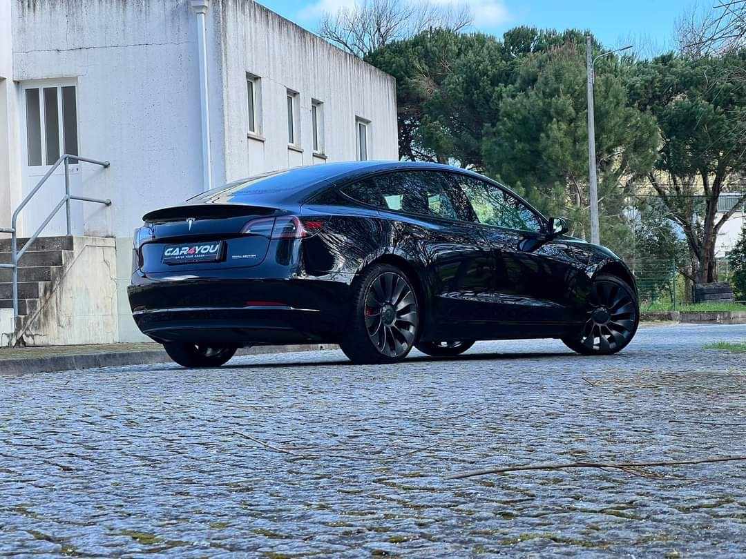 tesla-model-3-2022-eletrico-500cc