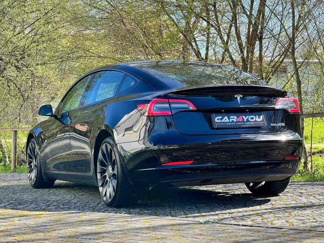 tesla-model-3-2022-eletrico-500cc
