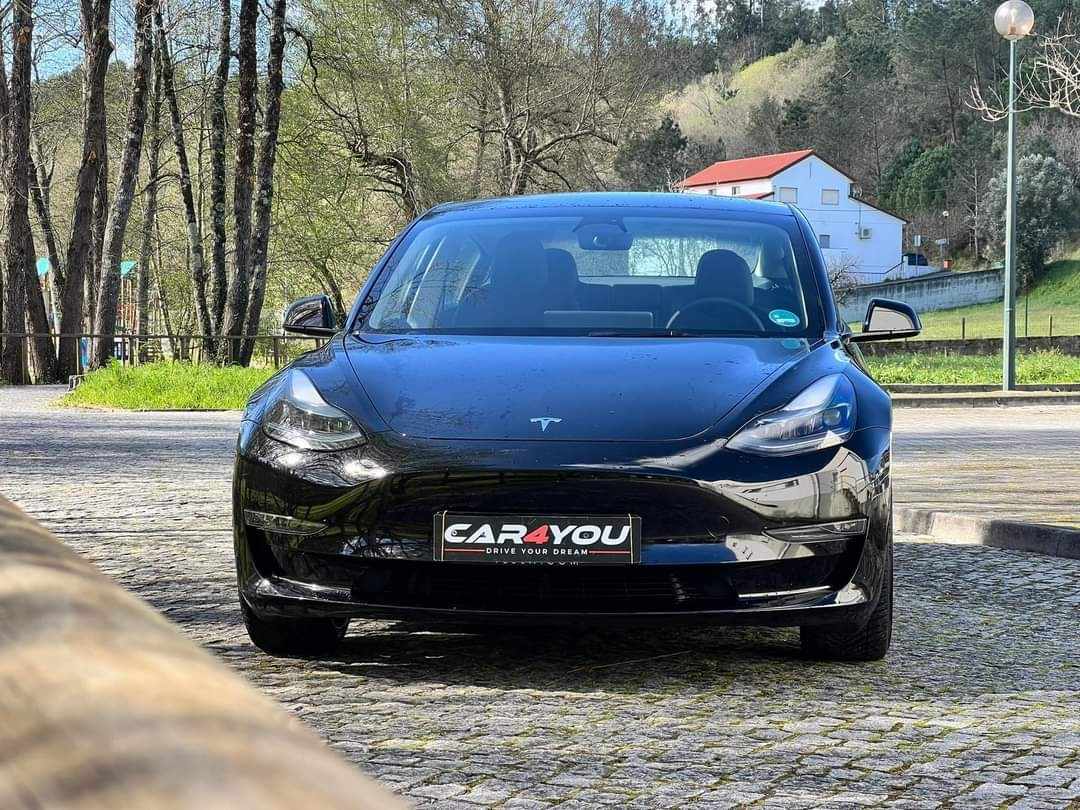 tesla-model-3-2022-eletrico-500cc