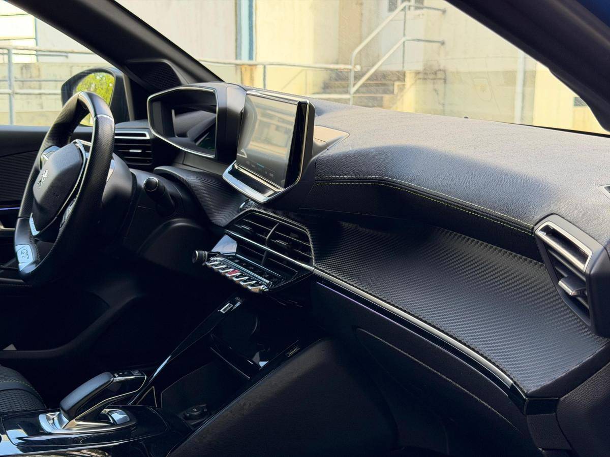peugeot-208-2020-eletrico-500cc