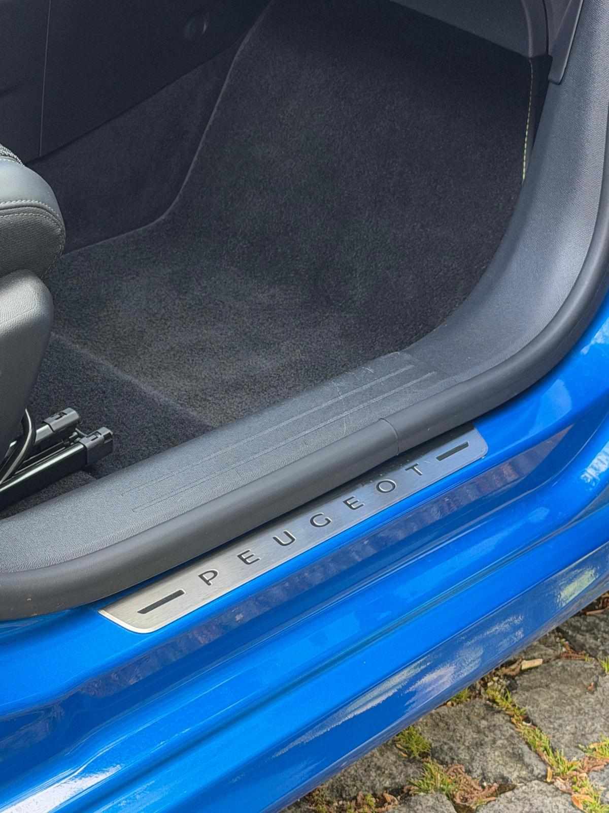 peugeot-208-2020-eletrico-500cc