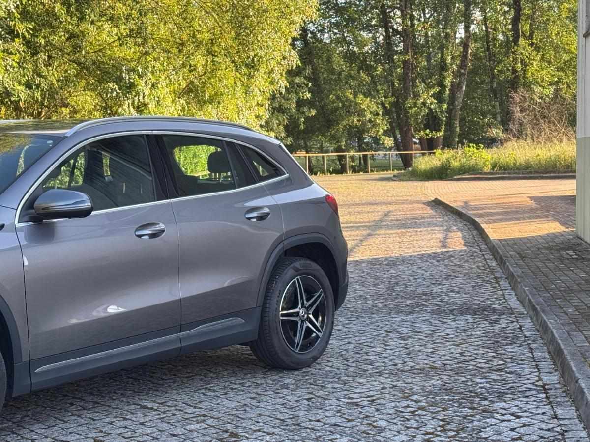 mercedes-benz-eqa-2022-eletrico-500cc