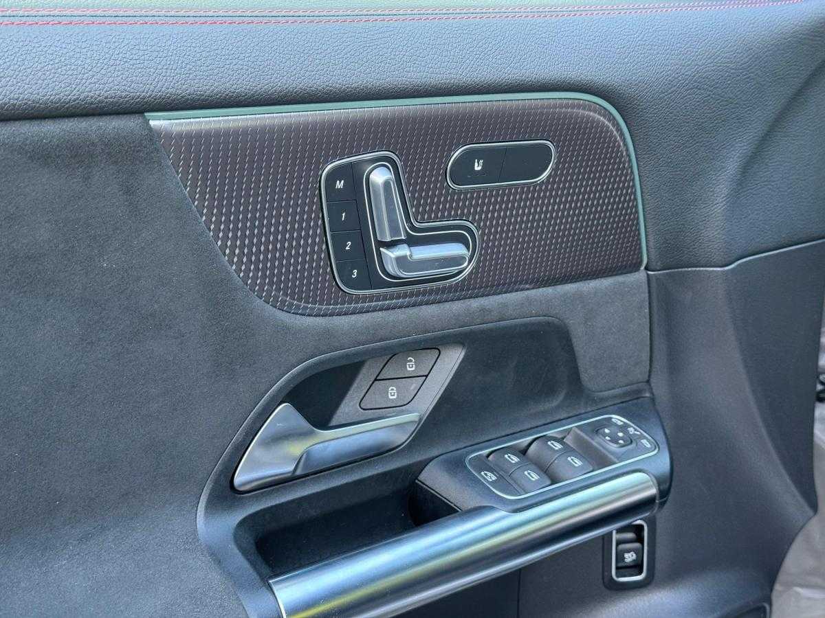 mercedes-benz-eqa-2022-eletrico-500cc