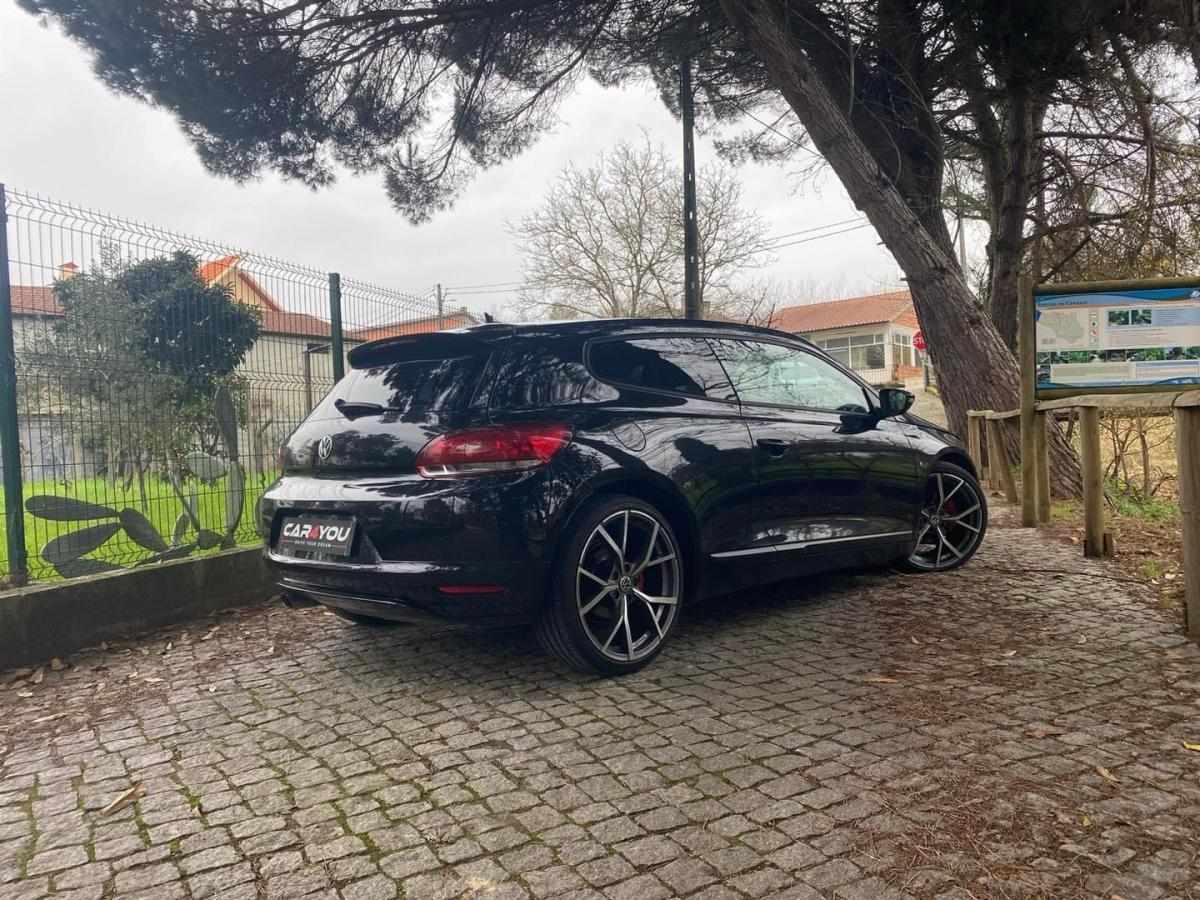 volkswagen-scirocco-2011-diesel-1968cc