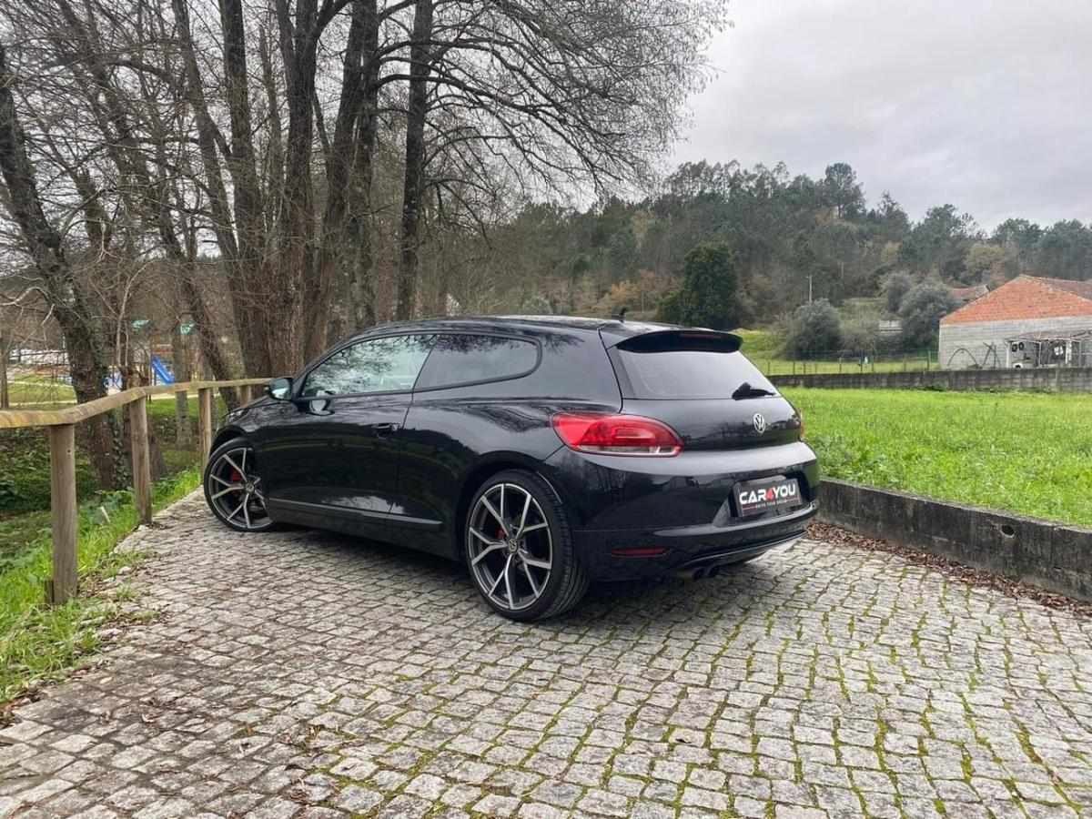 volkswagen-scirocco-2011-diesel-1968cc