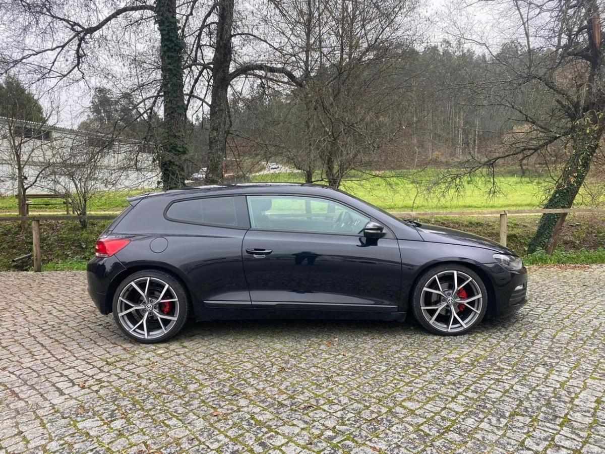 volkswagen-scirocco-2011-diesel-1968cc