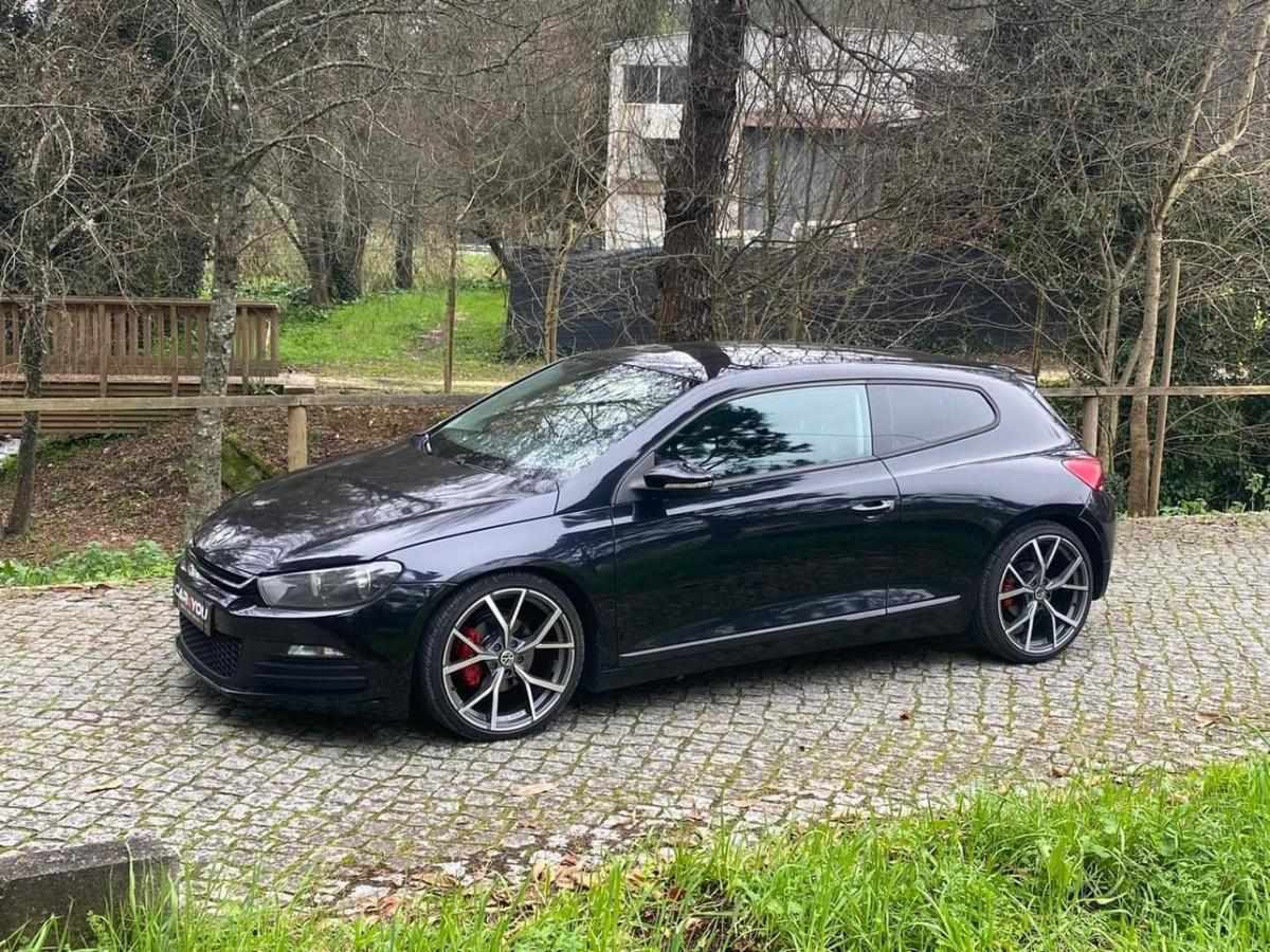 volkswagen-scirocco-2011-diesel-1968cc