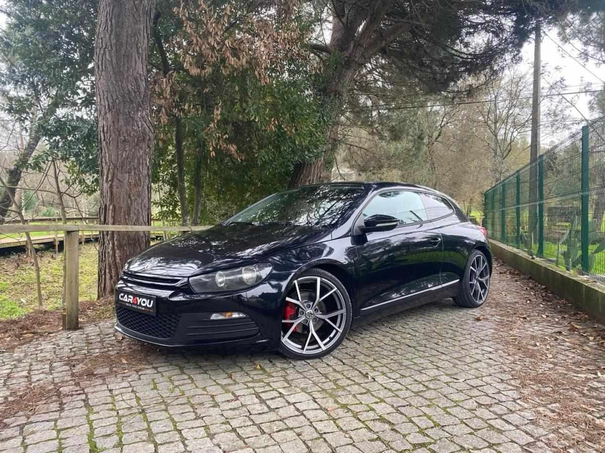 volkswagen-scirocco-2011-diesel-1968cc