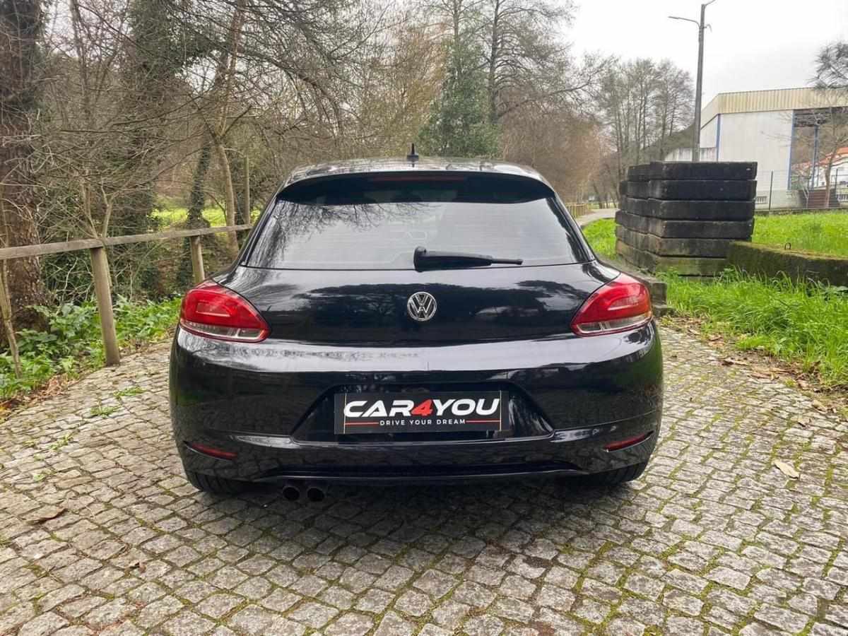 volkswagen-scirocco-2011-diesel-1968cc