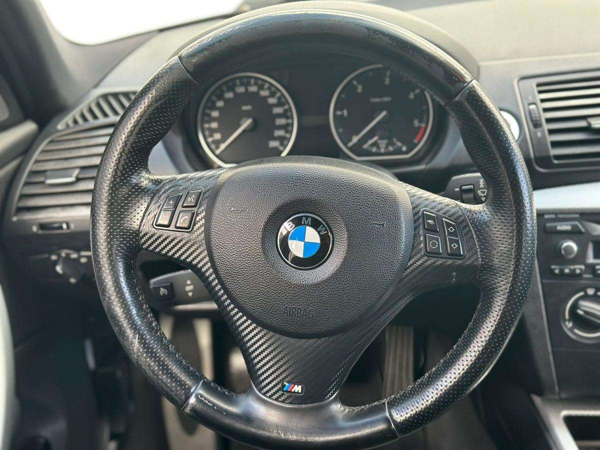bmw-serie-1-2009-diesel-1995cc