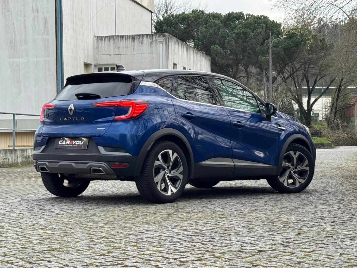 renault-captur-2022-hibrido-a-gasolina-1598cc