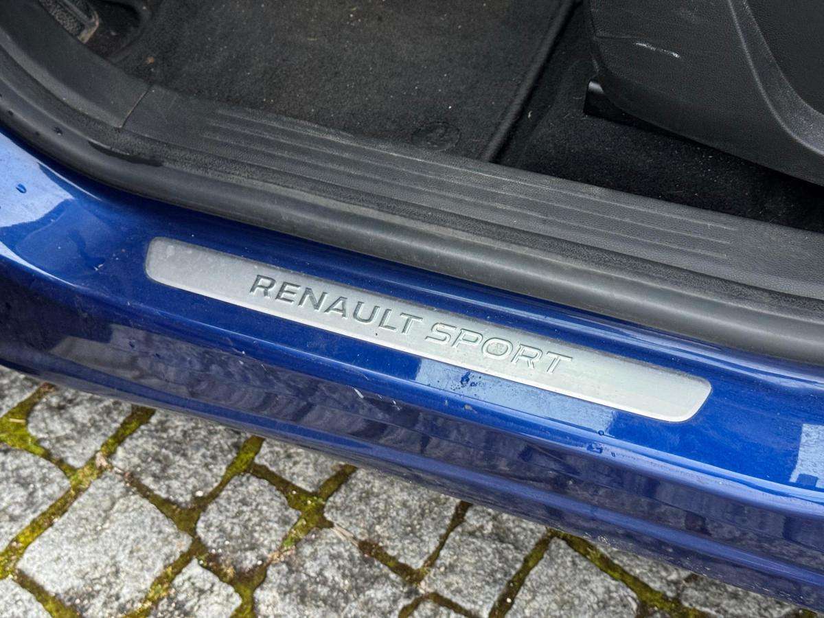 renault-captur-2022-hibrido-a-gasolina-1598cc