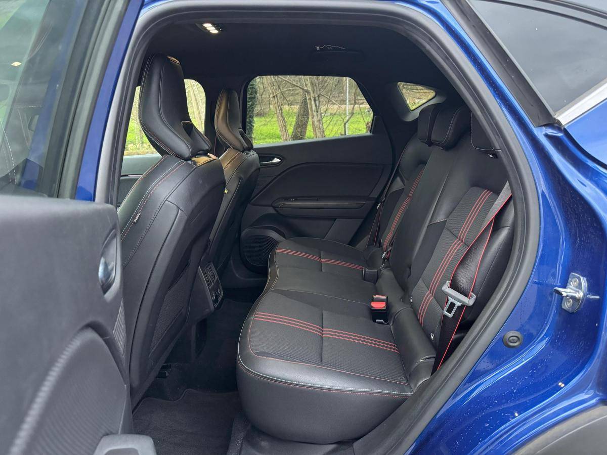 renault-captur-2022-hibrido-a-gasolina-1598cc