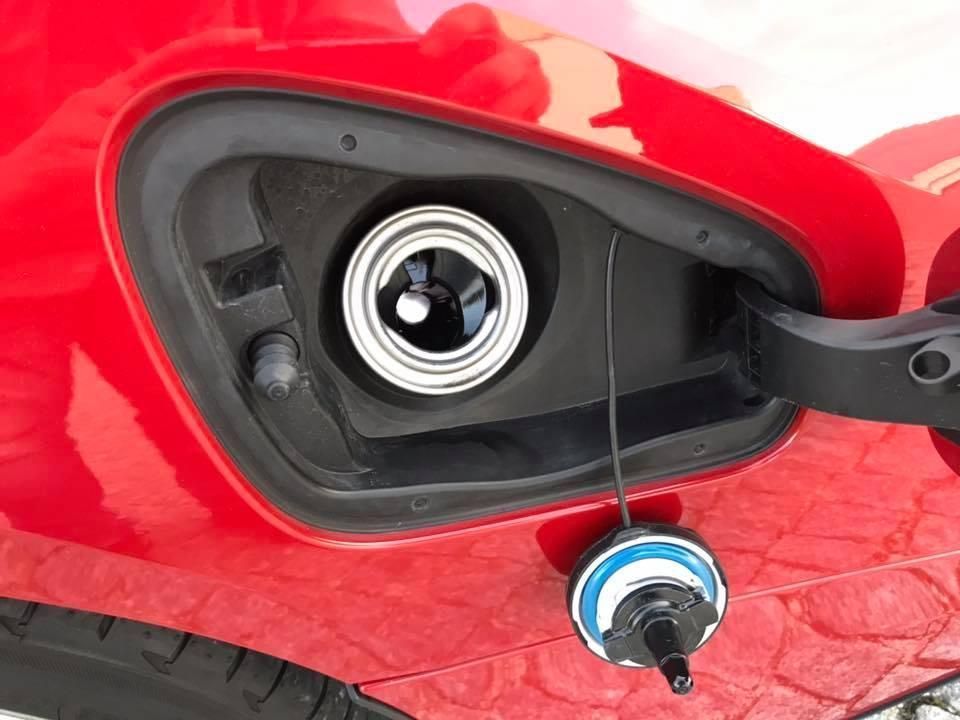 bmw-i8-2017-hibrido-a-gasolina-1499cc