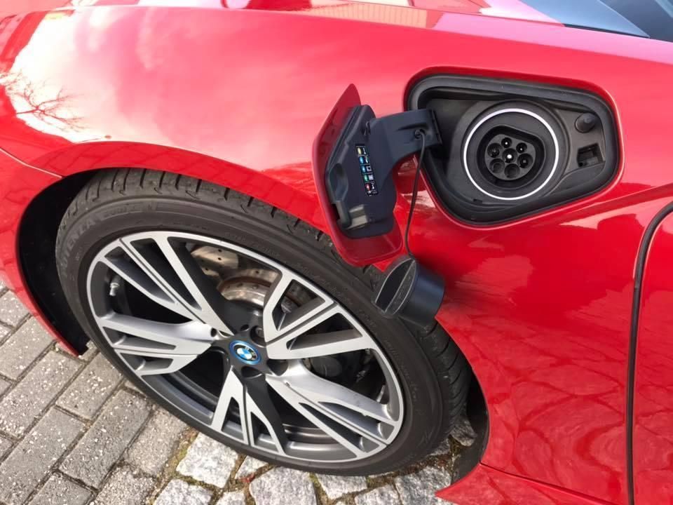 bmw-i8-2017-hibrido-a-gasolina-1499cc