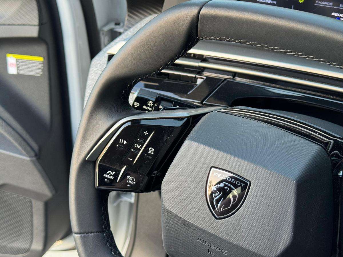 peugeot-3008-2025-gasolina-1199cc