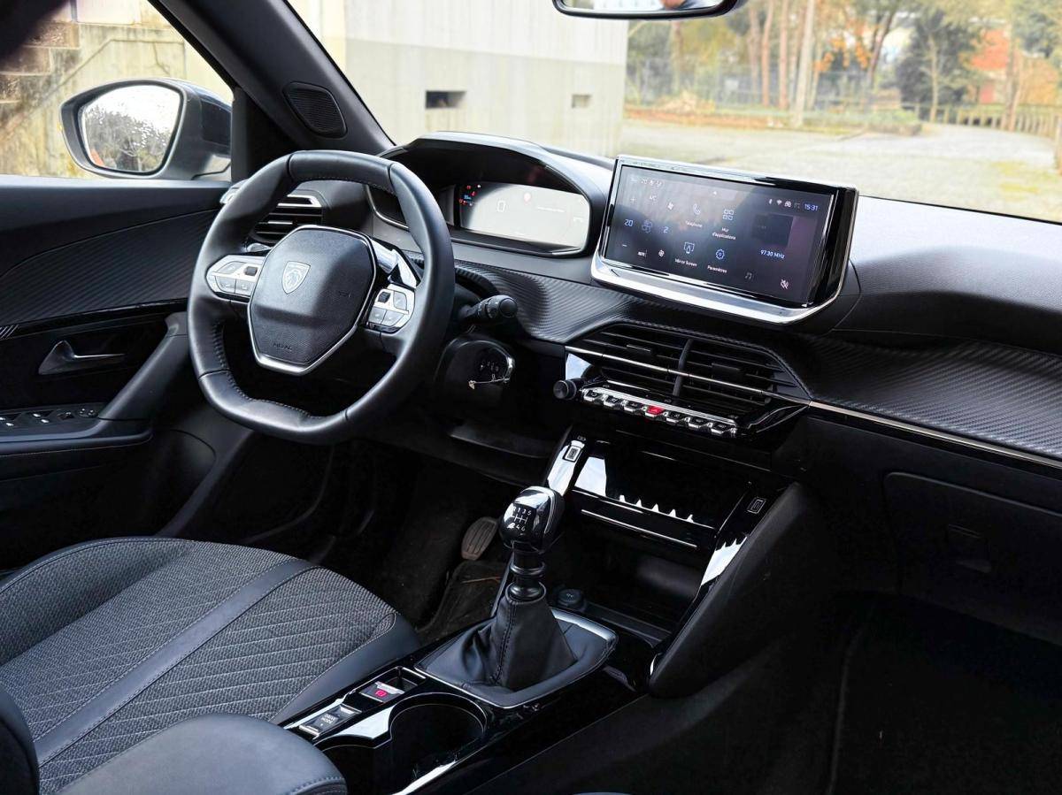 peugeot-2008-2024-gasolina-1199cc
