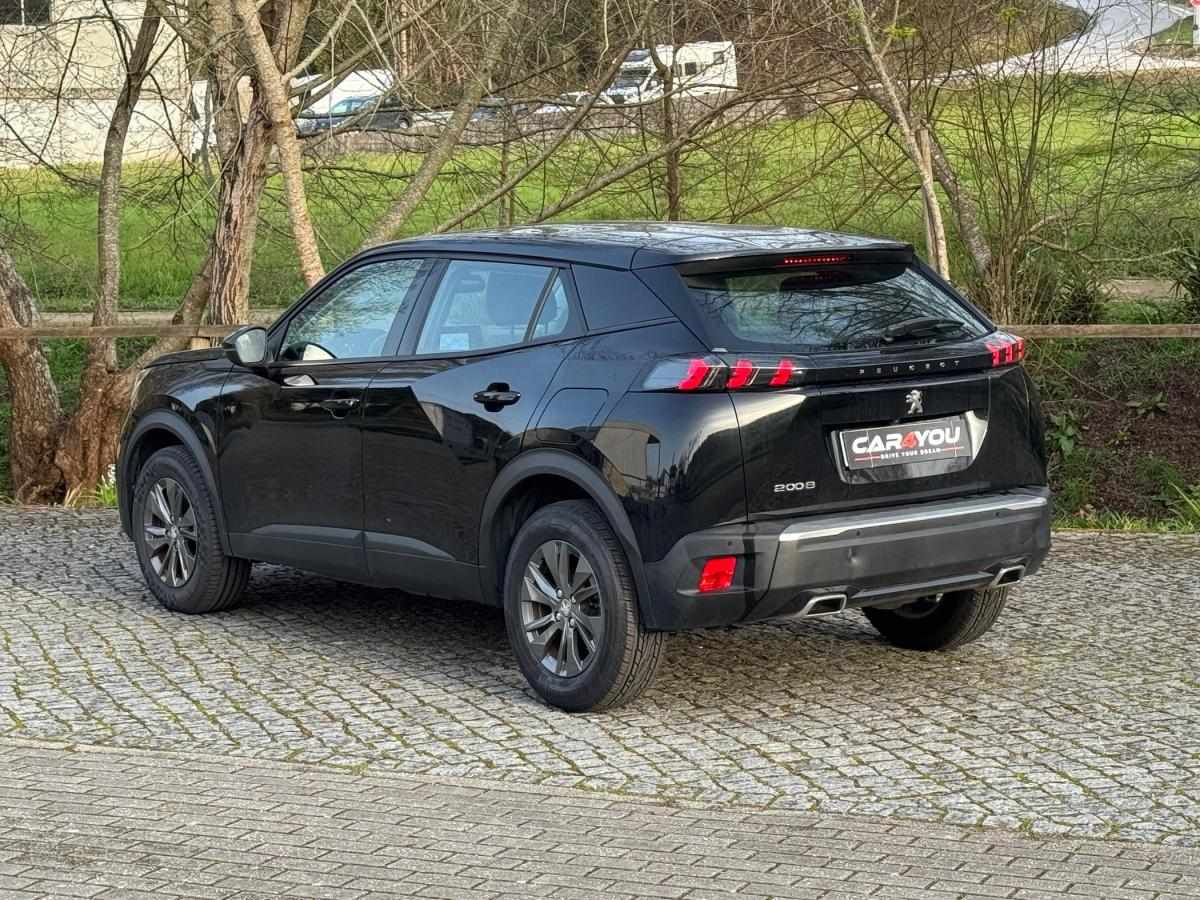 peugeot-2008-2022-gasolina-1199cc