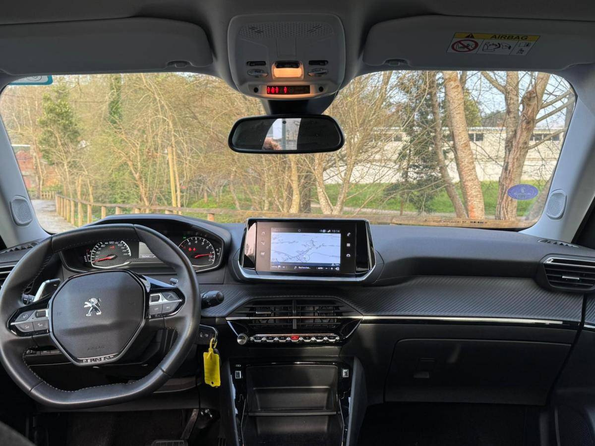 peugeot-2008-2022-gasolina-1199cc
