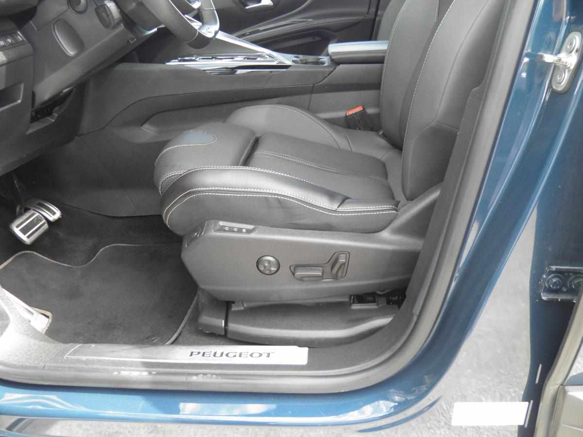 peugeot-5008-1-5-bluehdi-2023-diesel-1499cc